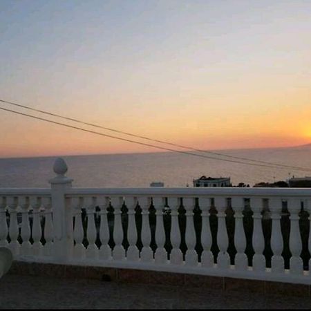 Vistas Al Mar Villa Adra Exteriör bild